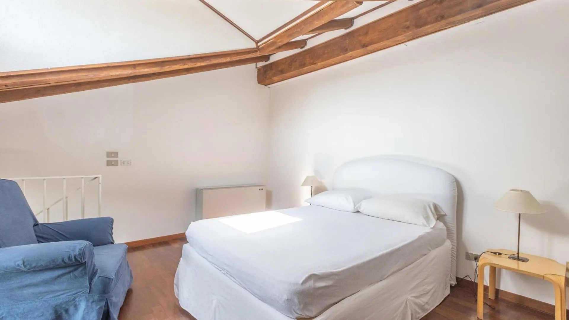 Castiglione Escape Apartment Bologna Italy